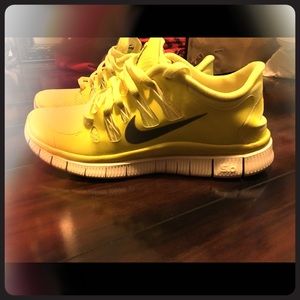 Nike free 5.0 bright yellow
